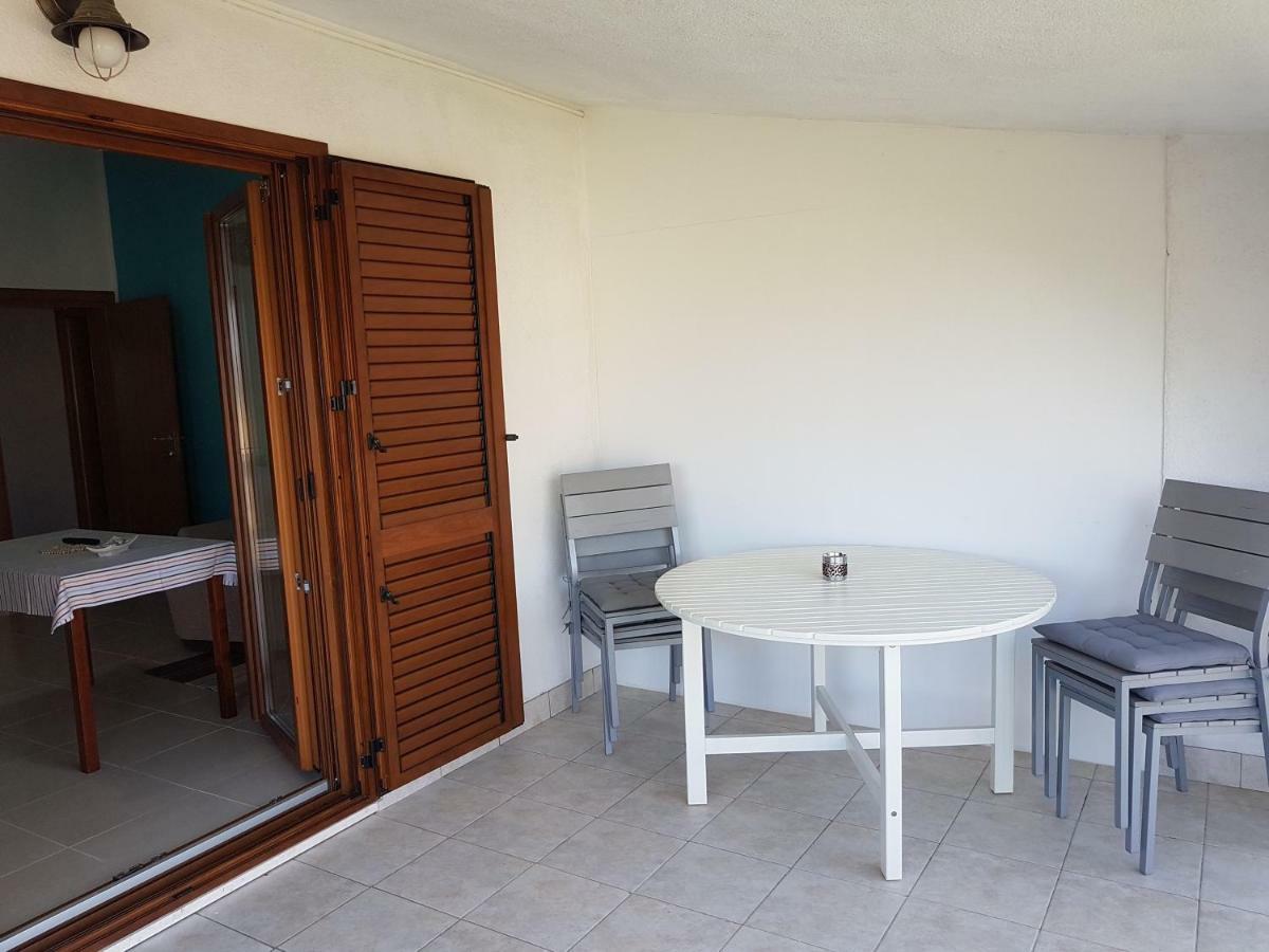 Apartments Vila Leona Pirovac Esterno foto